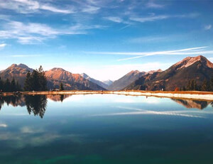 塞拉利昂队在比赛中大比分获胜，表现出色